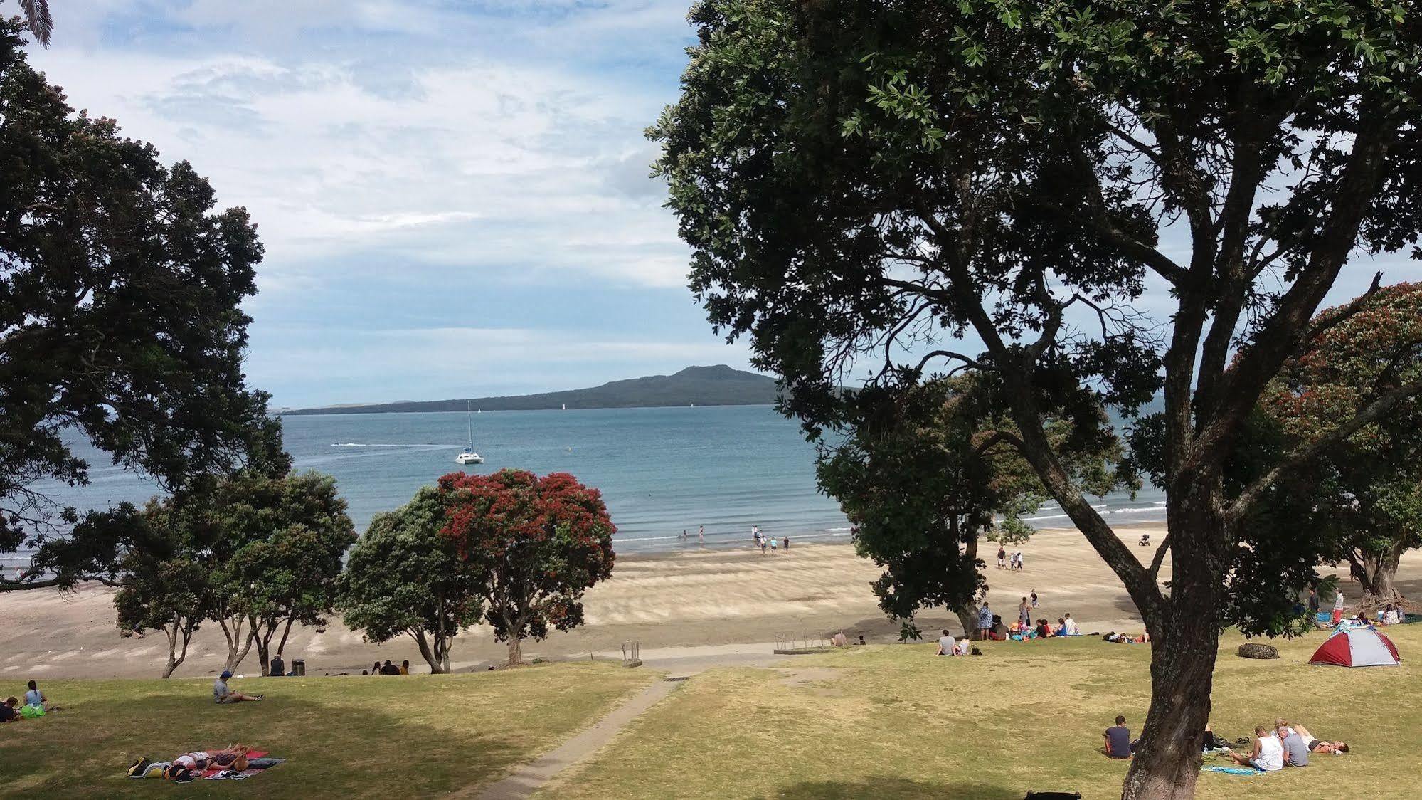 Emerald Inn On Takapuna Beach Auckland Exterior foto